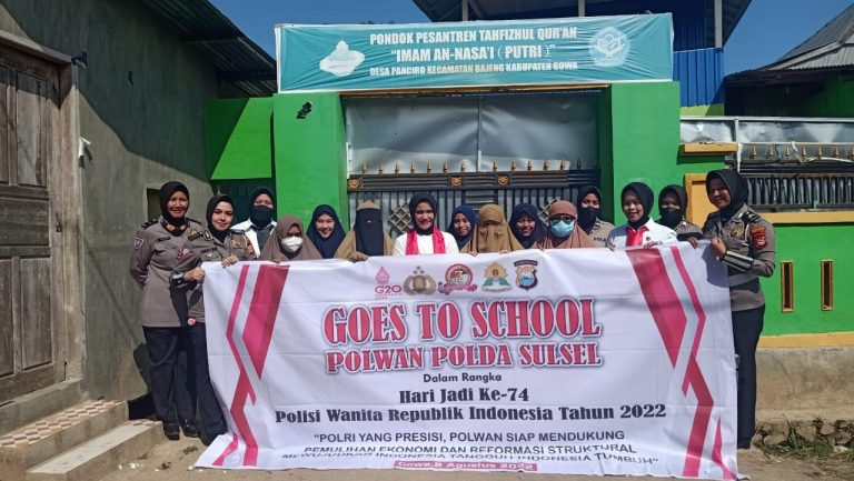 Sambut Hari Jadi ke – 74 Polwan RI, Polres Gowa Gelar Polwan Goes to School