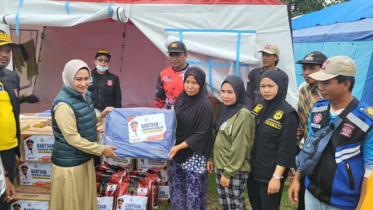 Terkait Banjir, Gubernur Sulsel Instruksikan Segera Salurkan Bantuan Logistik ke Lutra